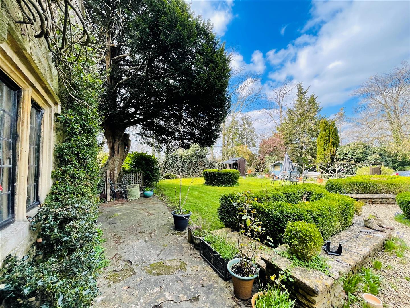 Shurnhold, Melksham Lock and Key
